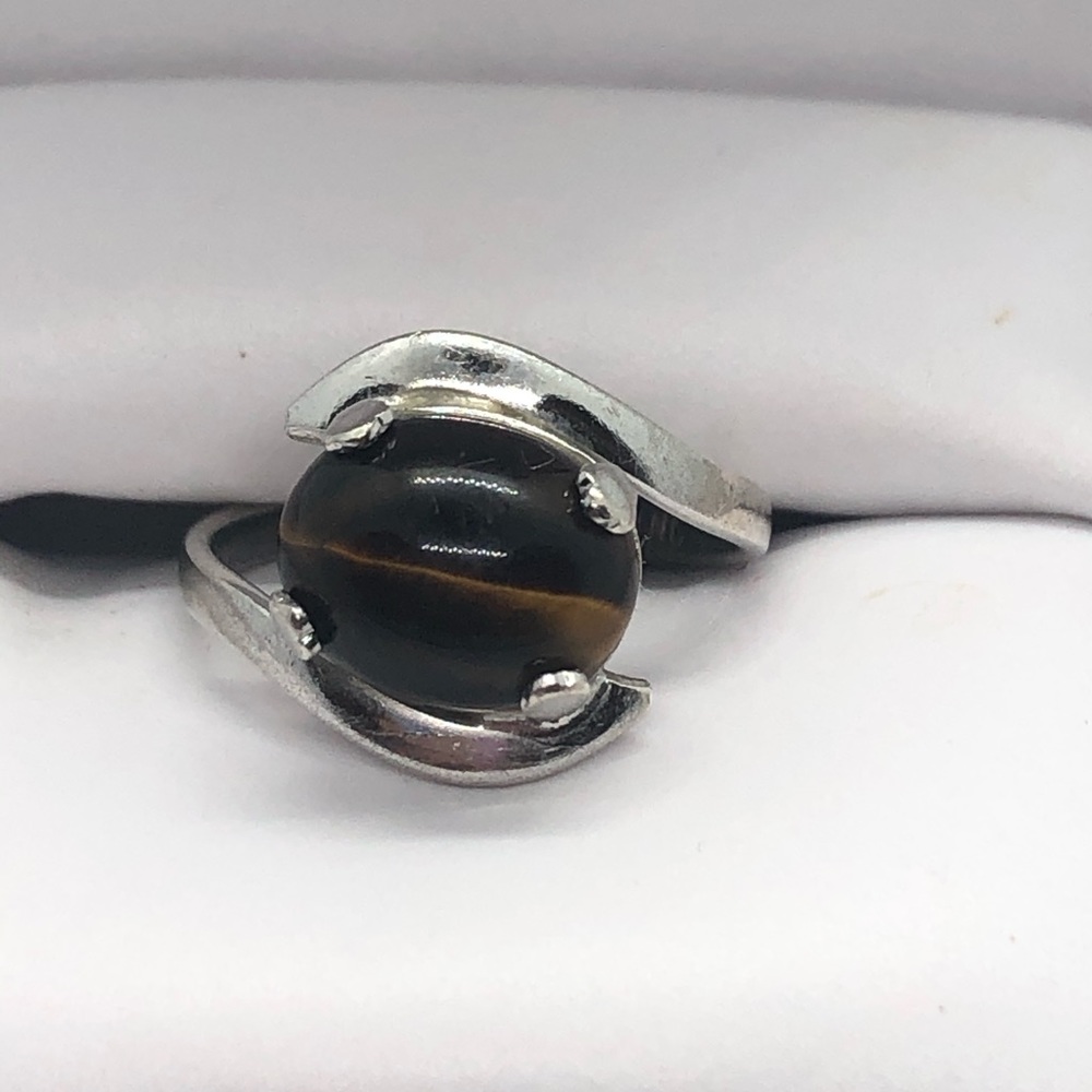 Sterling silver Tiger's Eye ring